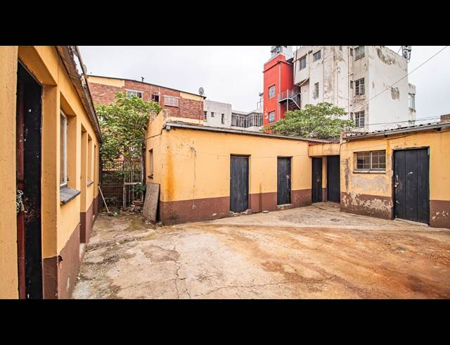 434M² BUSINESS FOR SALE IN BELLEVUE EAST